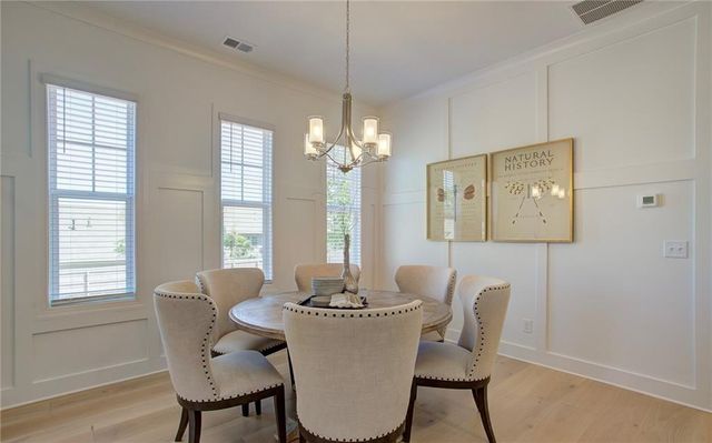 229 Scottsdale Drive, Marietta, GA 30064