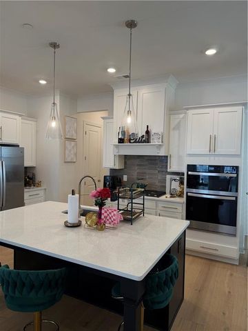 229 Scottsdale Drive, Marietta, GA 30064