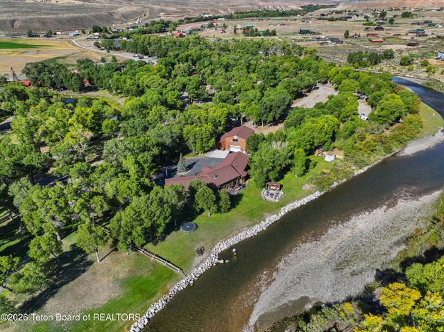 26 WALKABOUT CREEK Lane, Dubois, WY 82513