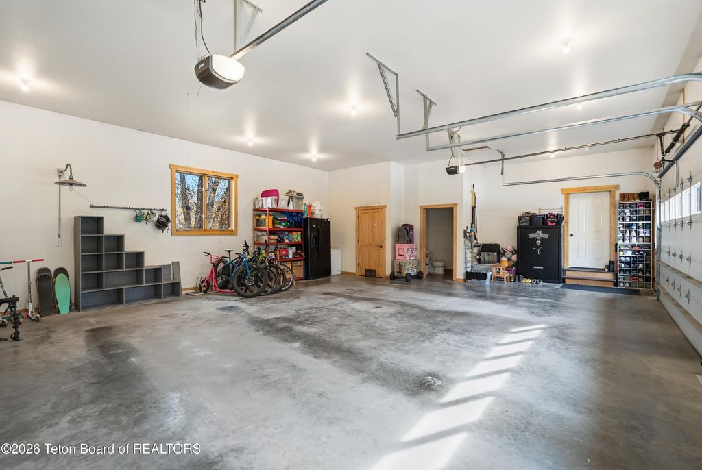 26 WALKABOUT CREEK Lane, Dubois, WY 82513 photo 48