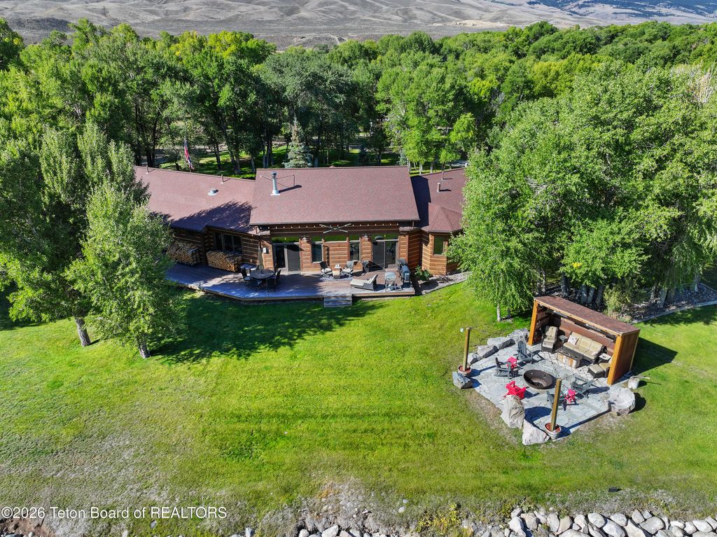 26 WALKABOUT CREEK Lane, Dubois, WY 82513 photo 7