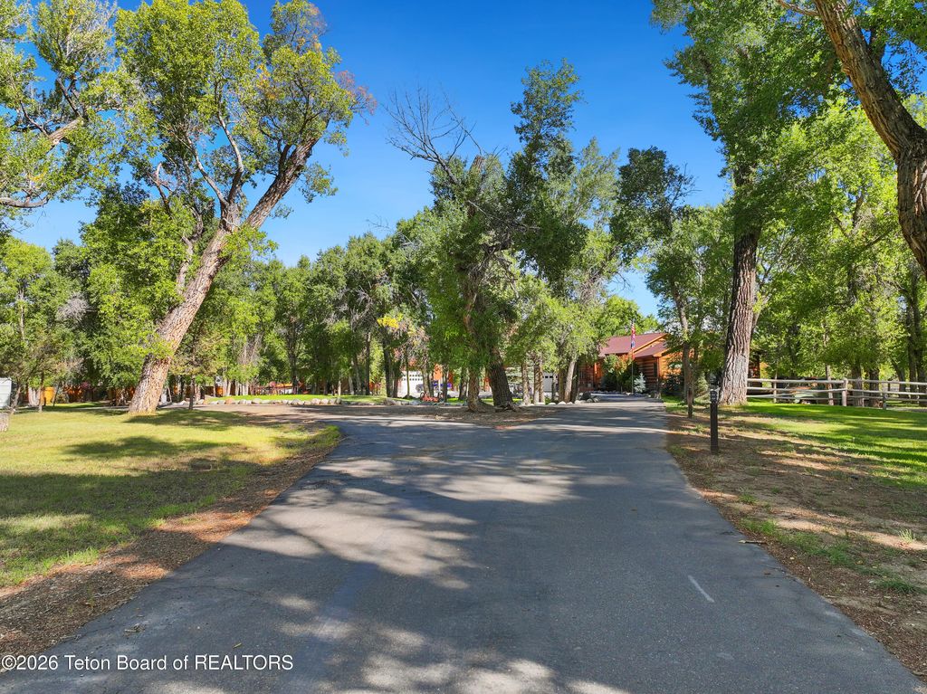 26 WALKABOUT CREEK Lane, Dubois, WY 82513 photo 97