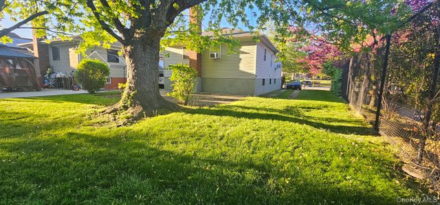23220 147th Avenue, Springfield Gardens, NY 11413
