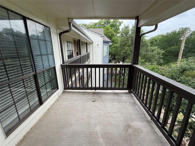 230 E 5th Street 303, Dallas, TX 75203