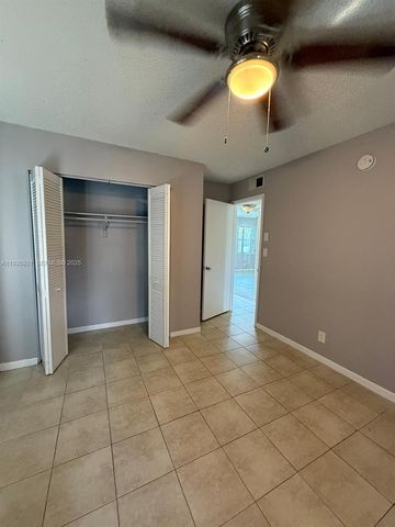 402 Lakeside Dr 108, Margate, FL 33063