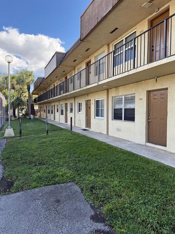 402 Lakeside Dr 108, Margate, FL 33063