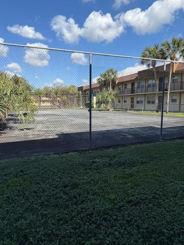 402 Lakeside Dr 108, Margate, FL 33063