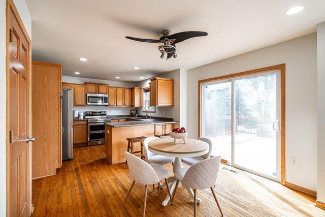 2309 Summit AVENUE, Waukesha, WI 53188
