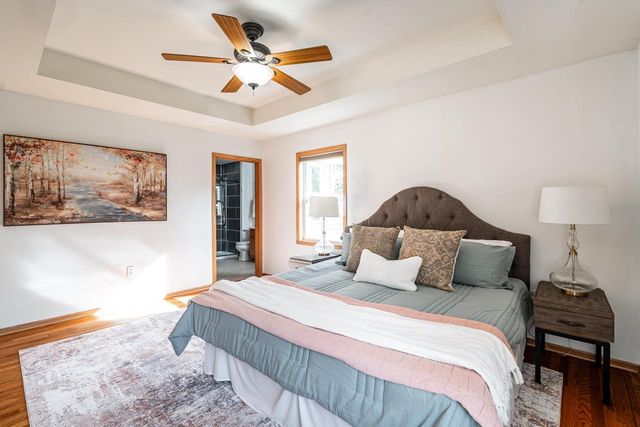 2309 Summit AVENUE, Waukesha, WI 53188