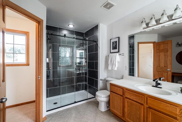 2309 Summit AVENUE, Waukesha, WI 53188
