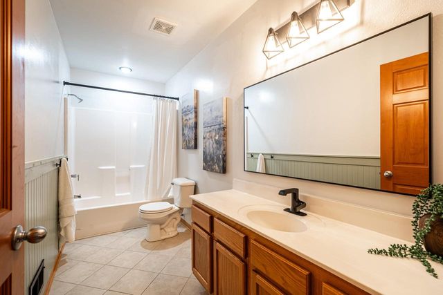 2309 Summit AVENUE, Waukesha, WI 53188