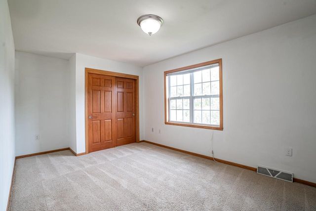 2309 Summit AVENUE, Waukesha, WI 53188