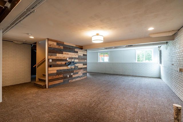 2309 Summit AVENUE, Waukesha, WI 53188