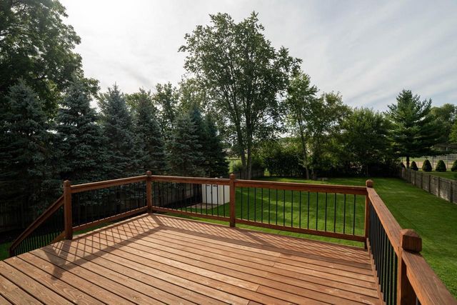 2309 Summit AVENUE, Waukesha, WI 53188