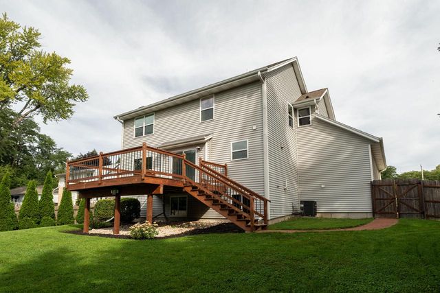 2309 Summit AVENUE, Waukesha, WI 53188