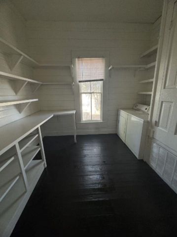 302 S Burleson ST, Kyle, TX 78640