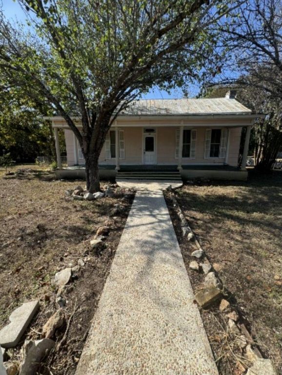 302 S Burleson ST, Kyle, TX 78640