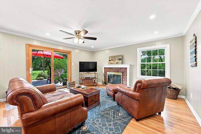 7 MANOR VIEW CIR, Malvern, PA 19355