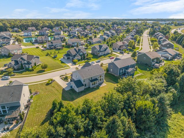 650 Ridge Gate Drive, Brownsburg, IN 46112