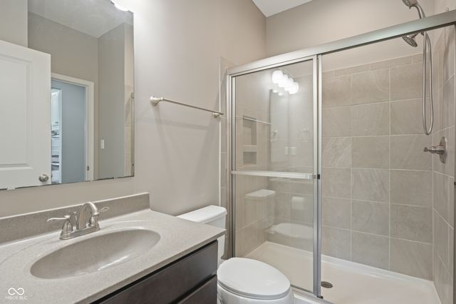 650 Ridge Gate Drive, Brownsburg, IN 46112