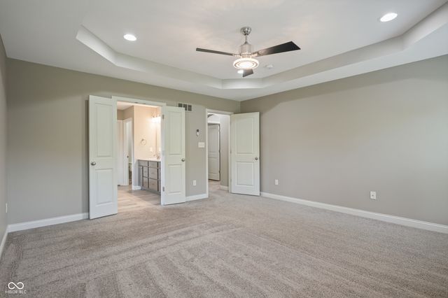 650 Ridge Gate Drive, Brownsburg, IN 46112
