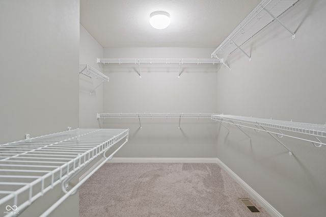 650 Ridge Gate Drive, Brownsburg, IN 46112