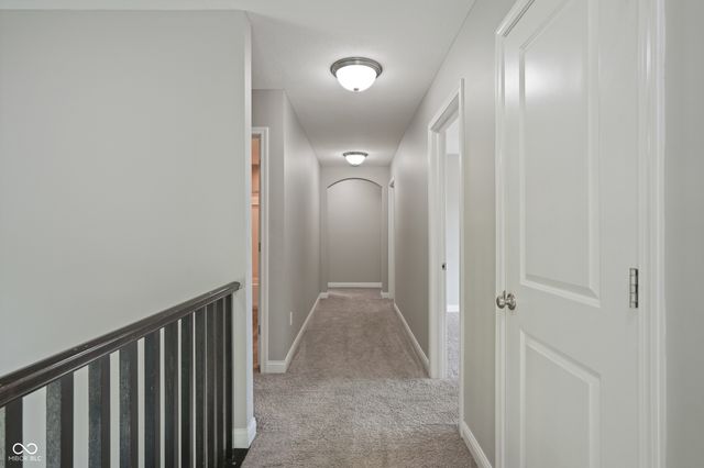 650 Ridge Gate Drive, Brownsburg, IN 46112