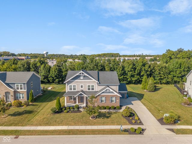 650 Ridge Gate Drive, Brownsburg, IN 46112
