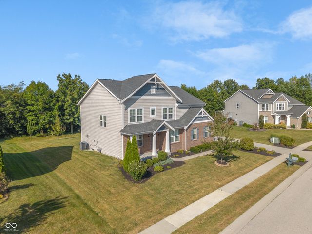 650 Ridge Gate Drive, Brownsburg, IN 46112