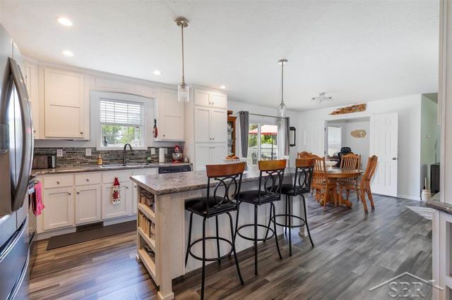 531 W Myrtle Street, Edenville Twp, MI 48657