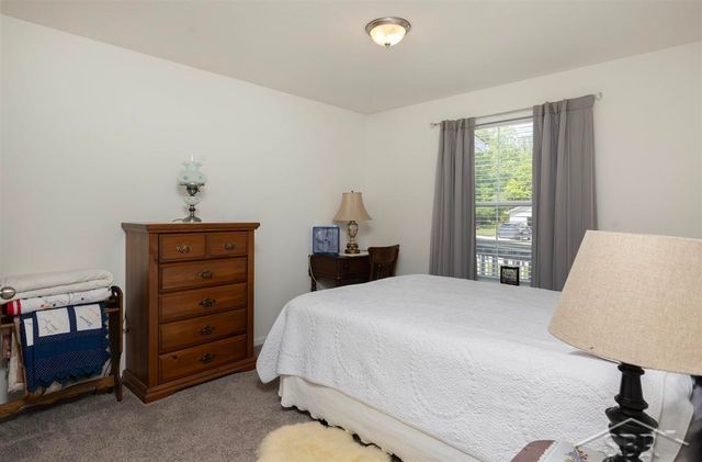 531 W Myrtle Street, Edenville Twp, MI 48657