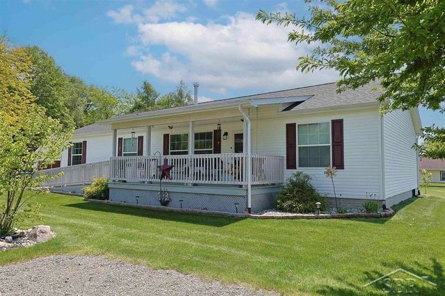 531 W Myrtle Street, Edenville Twp, MI 48657