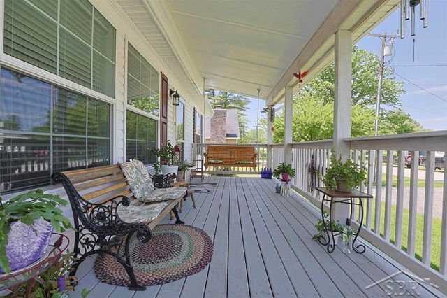 531 W Myrtle Street, Edenville Twp, MI 48657