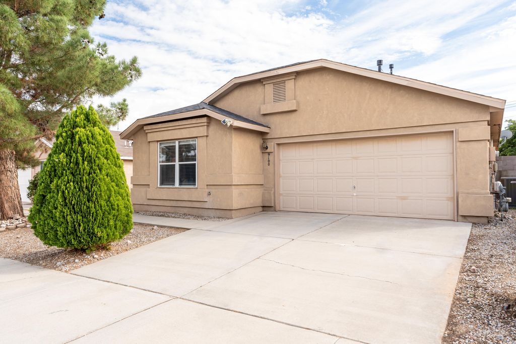 9100 Schooner Road NW, Albuquerque, NM 87121