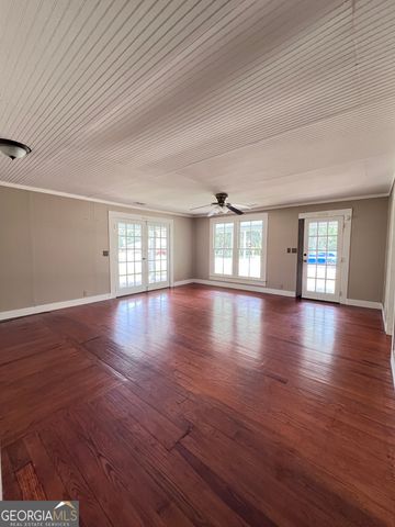 500 Georgia Avenue, Woodbine, GA 31569