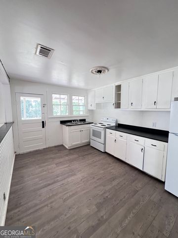 500 Georgia Avenue, Woodbine, GA 31569