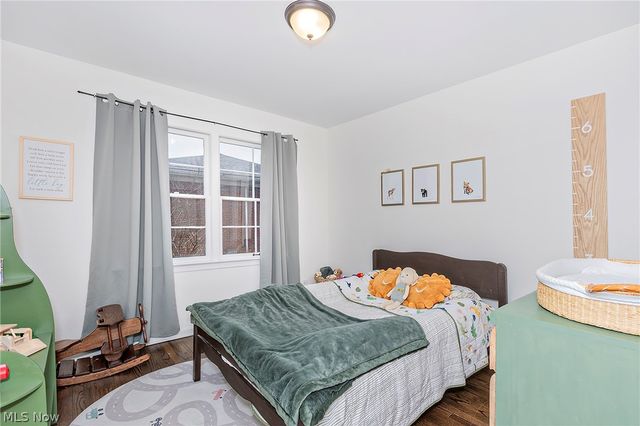 16237 Forest Hills Boulevard, Cleveland Heights, OH 44112