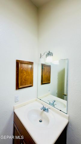 11601 James Watt Drive D, El Paso, TX 79936