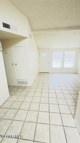 11601 James Watt Drive D, El Paso, TX 79936