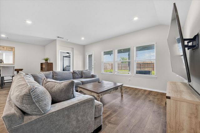 216 Samuel Street, Denton, TX 76207