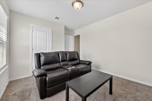 216 Samuel Street, Denton, TX 76207