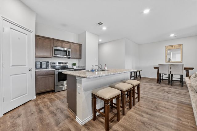 216 Samuel Street, Denton, TX 76207