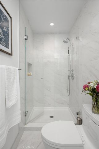 8231 W 83rd Street, Playa Del Rey, CA 90293