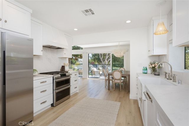 8231 W 83rd Street, Playa Del Rey, CA 90293