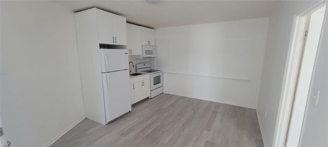 2417 Hayes Street 1, Hollywood, FL 33020