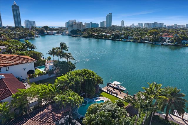 744 Lakeview Dr, Miami Beach, FL 33140