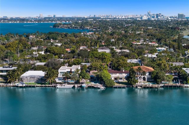 744 Lakeview Dr, Miami Beach, FL 33140