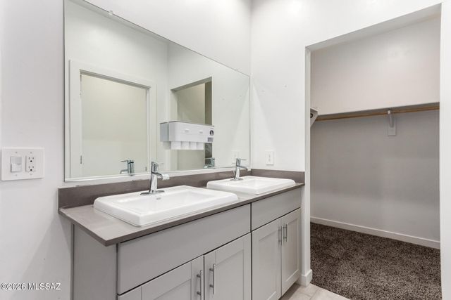 12727 E Joffroy Drive, Vail, AZ 85641