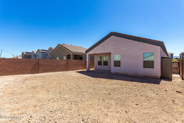 12727 E Joffroy Drive, Vail, AZ 85641