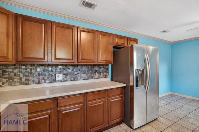 241 Deerwood Drive, Hinesville, GA 31313